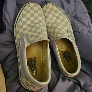 Size 8.5 womens grey n white checkered vans